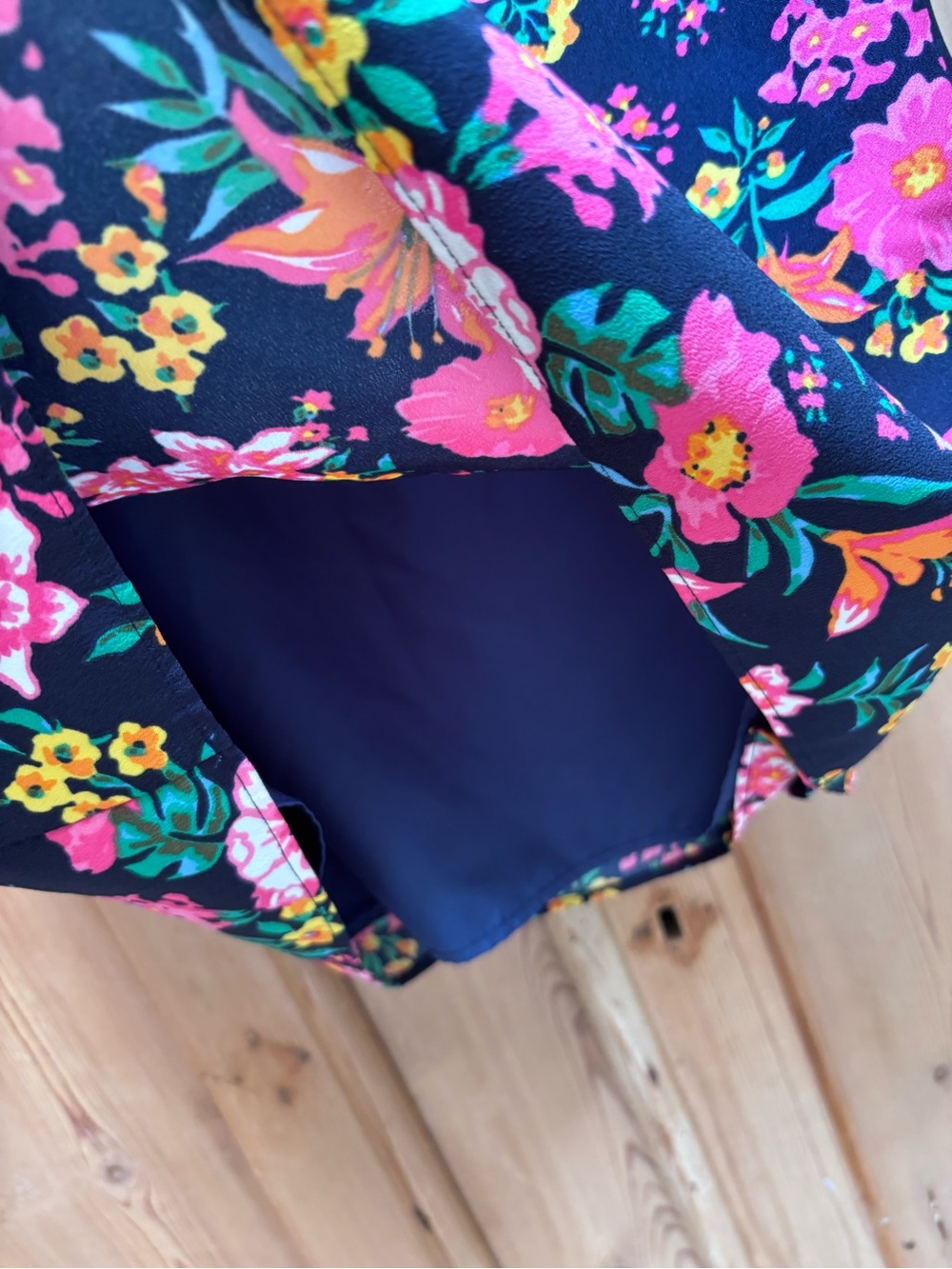 J. Crew Blue Floral Ruffle-Neck Sleeveless Top Size S - Picture 7 of 10